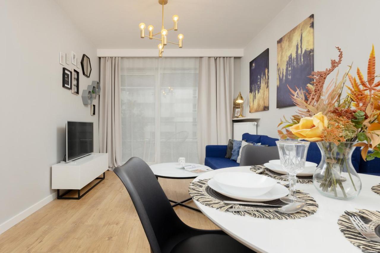 Modern Apartment With Balcony Mokotow Business Centre By Noclegi Renters Varsavia Esterno foto