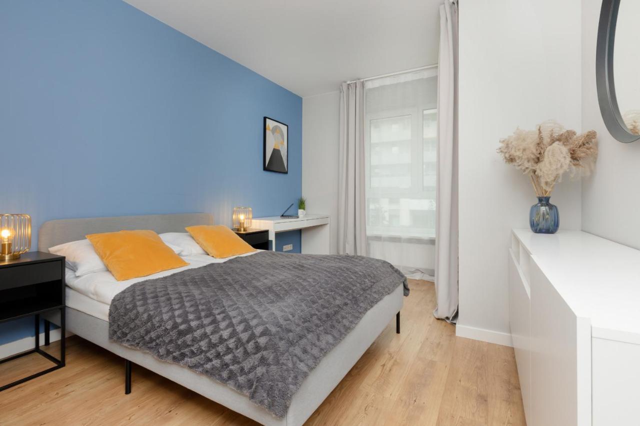 Modern Apartment With Balcony Mokotow Business Centre By Noclegi Renters Varsavia Esterno foto