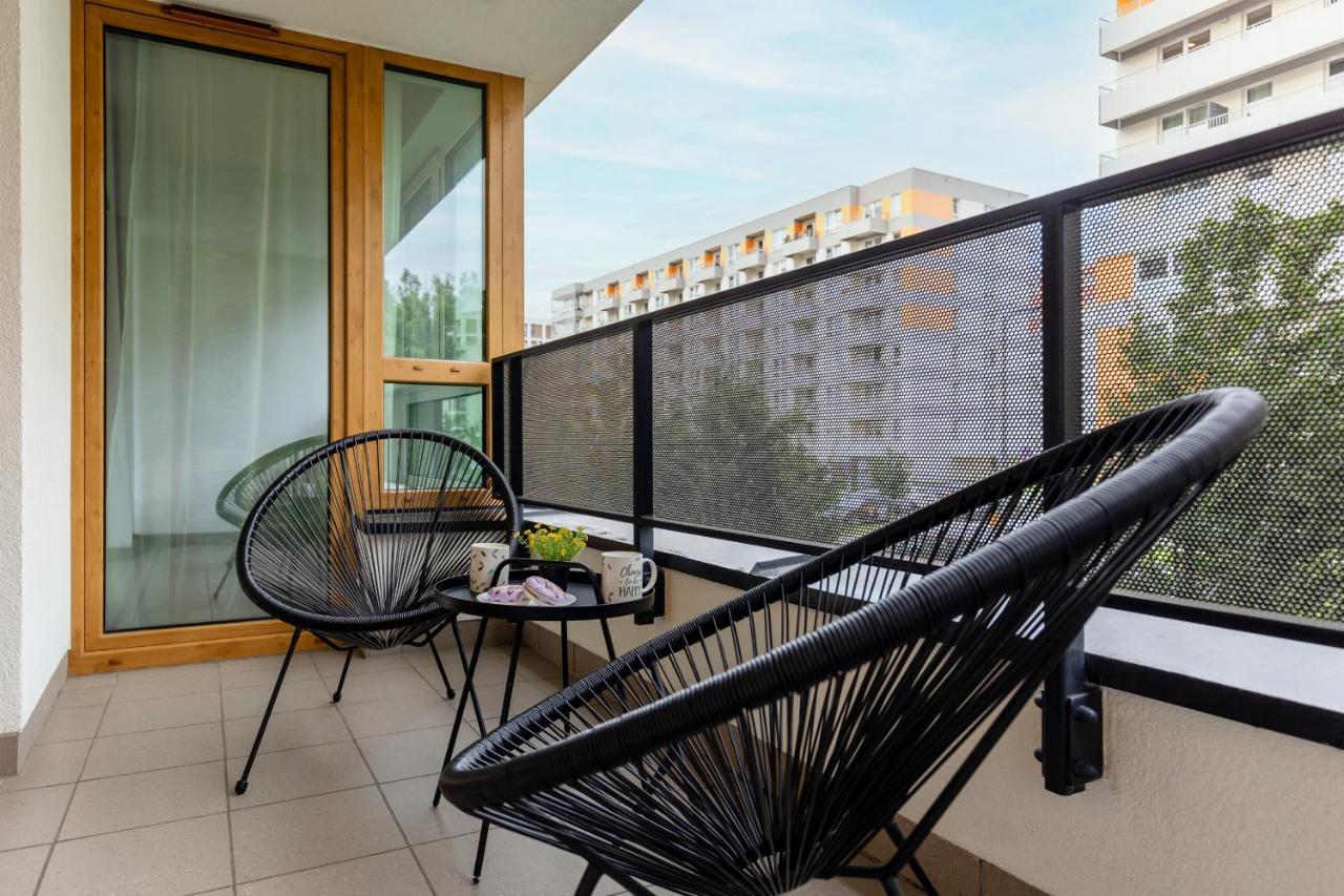 Modern Apartment With Balcony Mokotow Business Centre By Noclegi Renters Varsavia Esterno foto